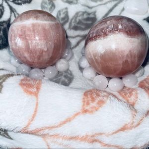 Rose Spheres